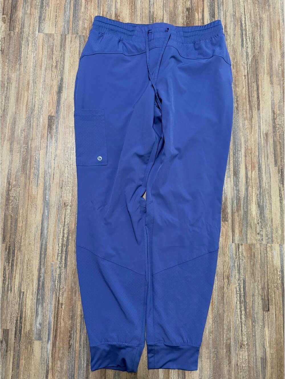 Barco one scrub joggers size medium bundle of 2 
Look new - Picture 2 of 6
